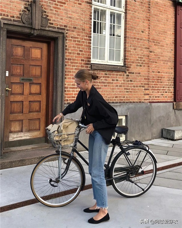 脚型不好看的应该穿什么小白鞋,什么脚型穿什么款式的鞋才不磨脚