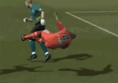 梅西失误爆笑最新,梅西游戏骚操作集锦