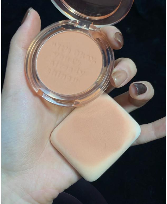 如何用腮红提升脸部线条显年轻,如何拥有迷人的腮红