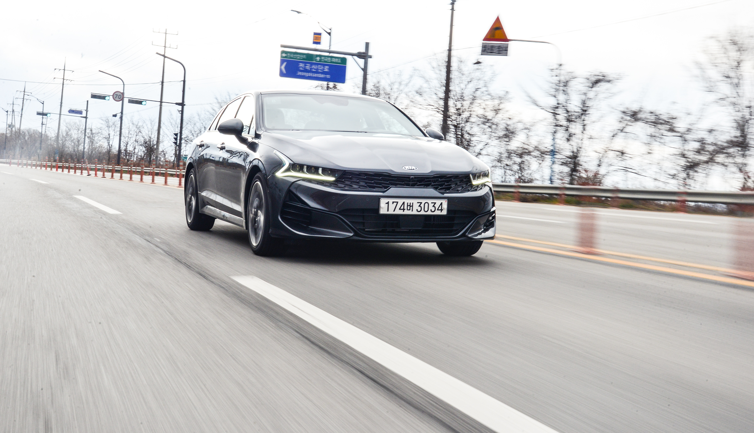 第1代的起亚k5有多火,起亚全新k5曝光颜值重回巅峰