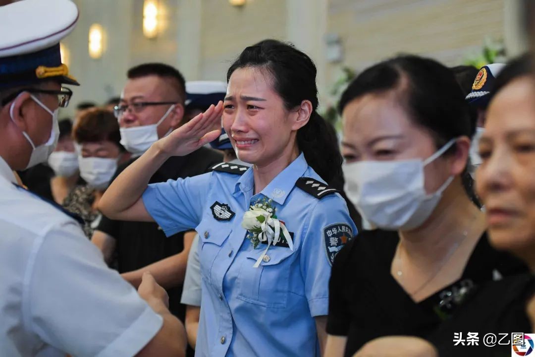 摄影师盘点2020年照片,摄影师用9张照片回顾2020年