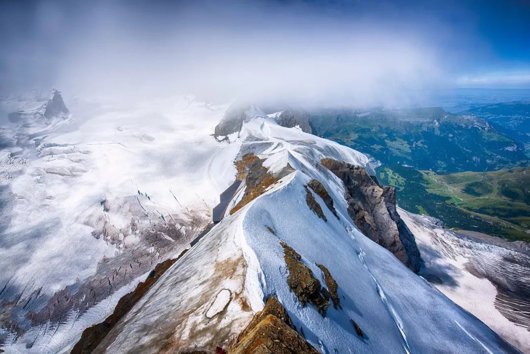因为太美禁止拍照的小镇,世界上幸福指数爆棚的国家