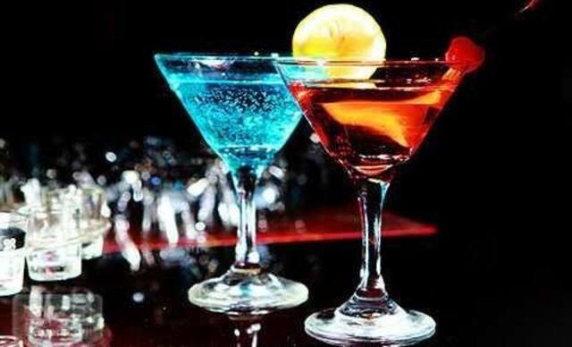 出国旅行要注意事项有哪些,出国旅游的攻略指南