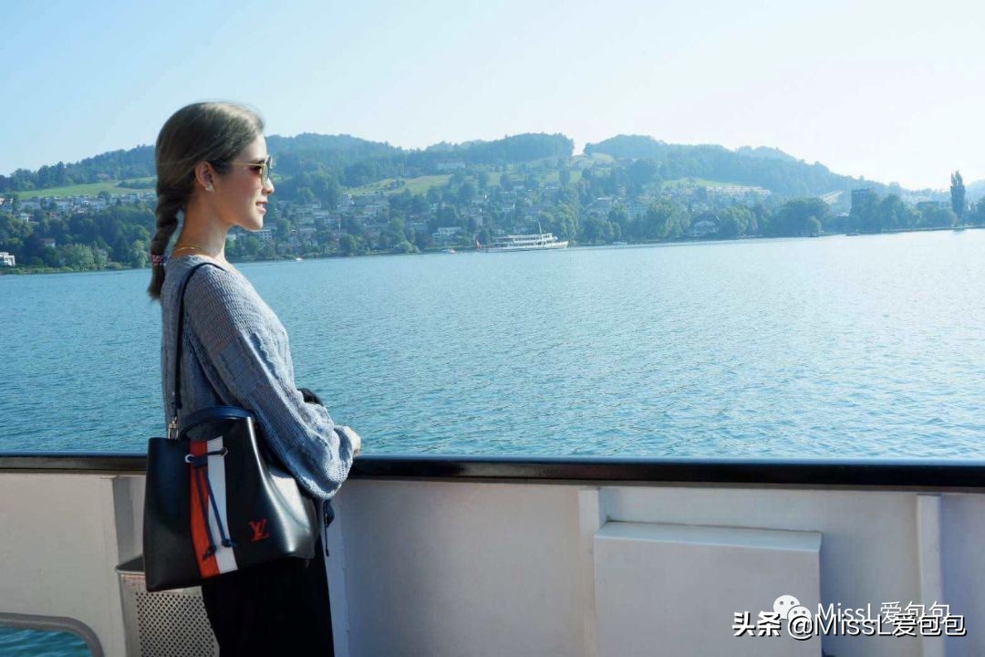 LouisVuittonMultipocket双肩包测评,louisvuitton水桶包多少钱