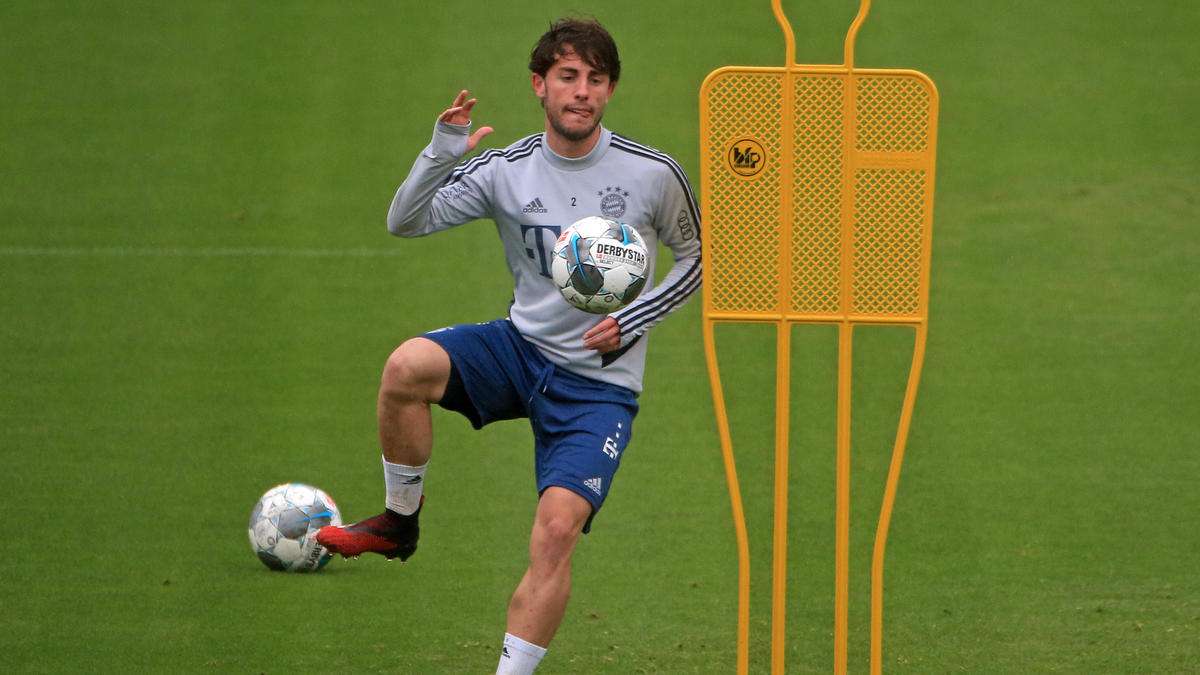 拜仁夺冠替补席,复盘双冠王到手拜仁全员齐发威