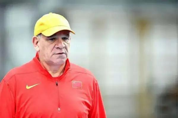 中国体坛有哪些外国教练,中国体坛了不起的5大教练