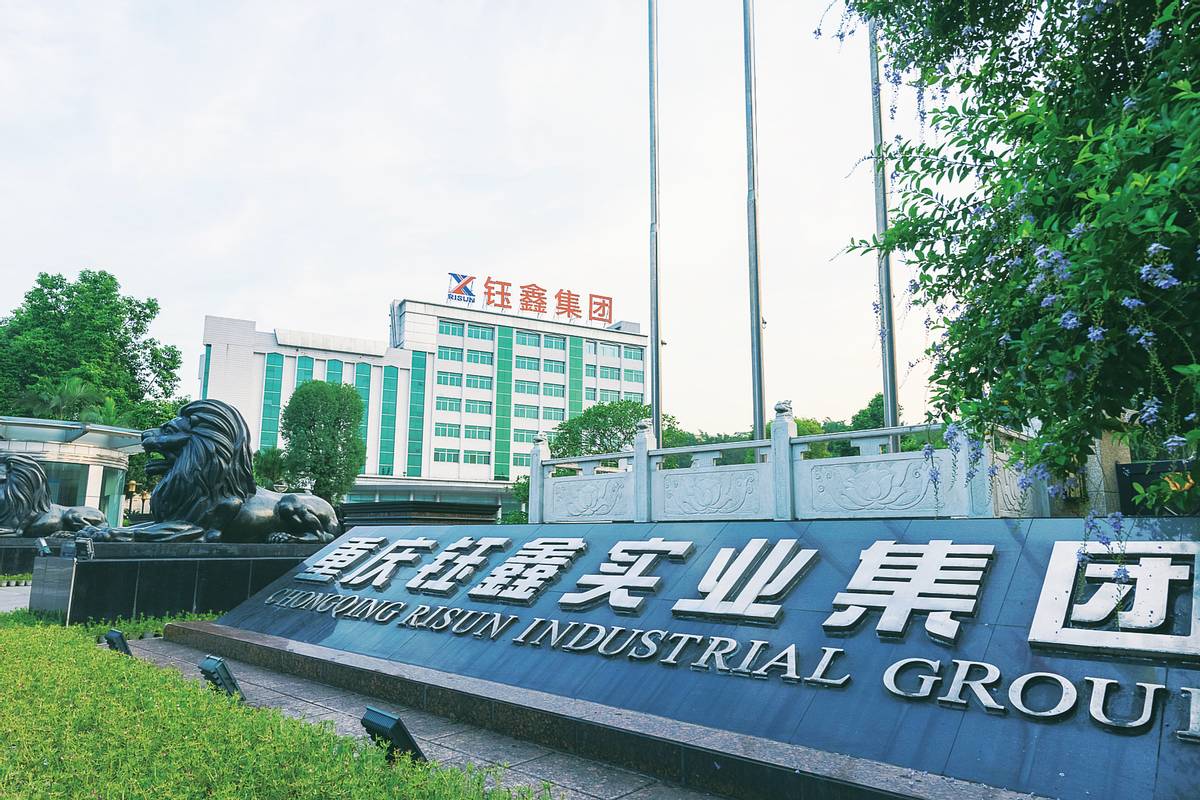 “优之良饮”瓶身展新秀倾城瞩目，抖音全民挑战赛火热上线