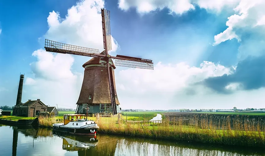 荷兰阿姆斯特丹机场退税多久到账,荷兰阿姆斯特丹旅游购物