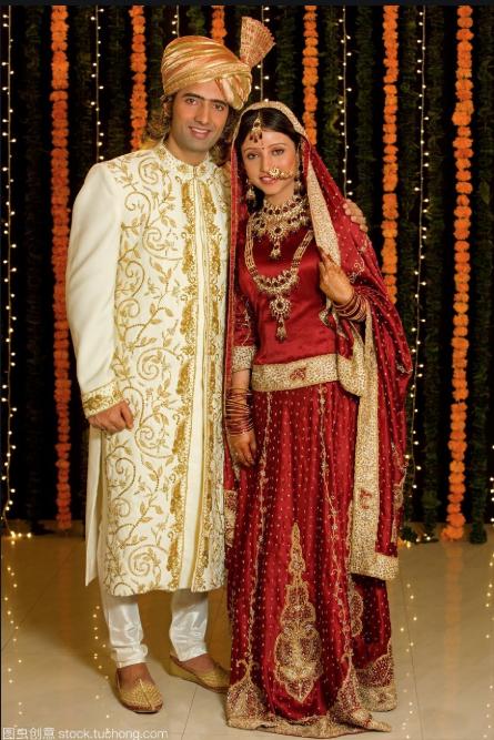 泰国王室珠宝介绍,泰国特色婚庆饰品