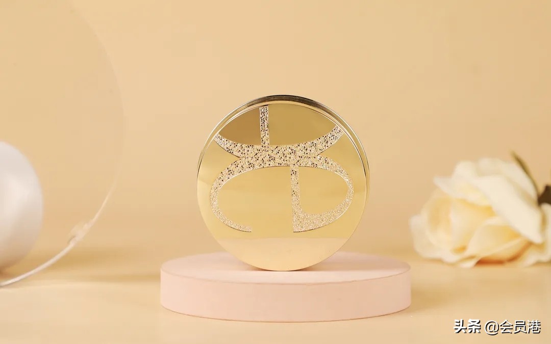 大牌湿粉饼遮瑕持久不脱妆前三名,阿玛尼粉饼遮瑕持久不脱妆第一名