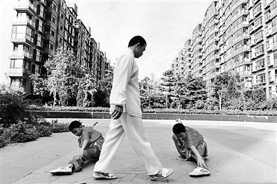 网课期间孩子如何学习,如何帮助孩子适应网课