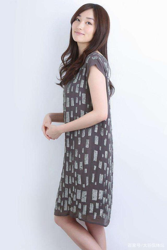 巴西足球太太团大比拼,国足太太团颜值大比拼合照