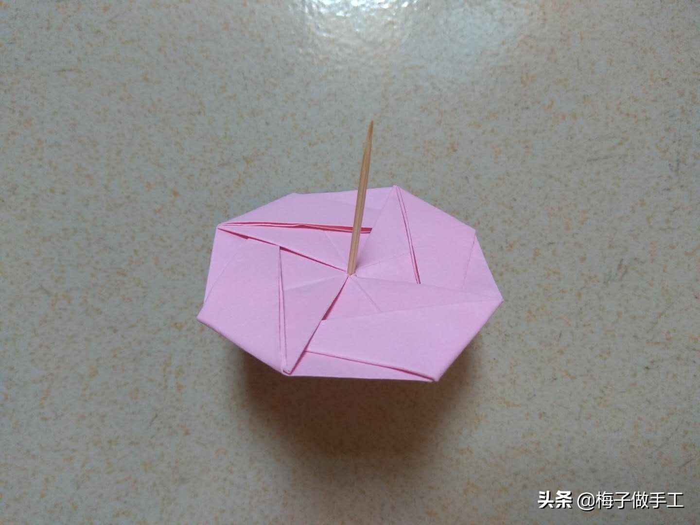 折纸手工陀螺简单一张纸,折纸陀螺一张纸做法最简单