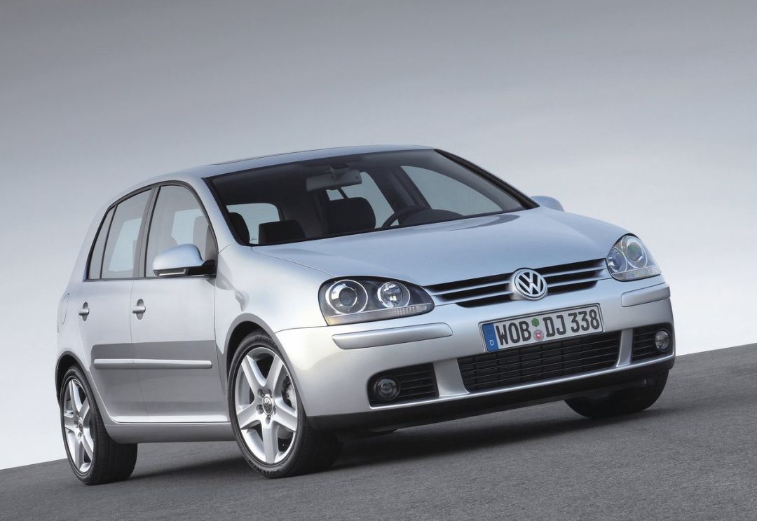 绕不开的一台奔驰,绕不过去的神车