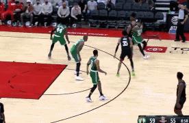 火箭26分被绿军大逆转,火箭三巨头发威轰37分13板