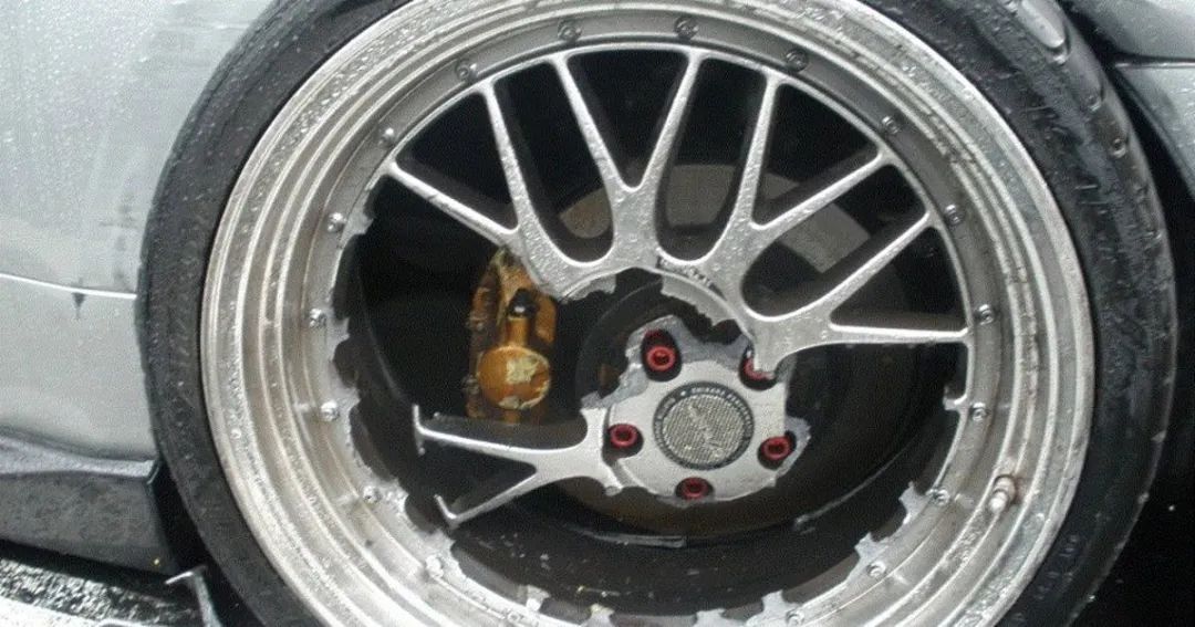 改装轮毂的真实案例,一切都要从改装轮毂说起
