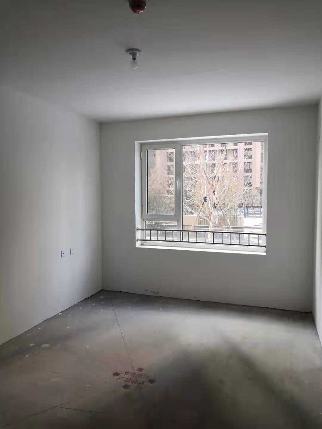 新房装修顶部腻子不铲除,新房腻子不铲掉刷涂料可以吗