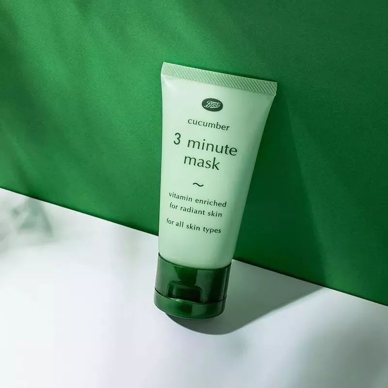 泰国购物必买眼影推荐哪款,泰国必买品牌饰品