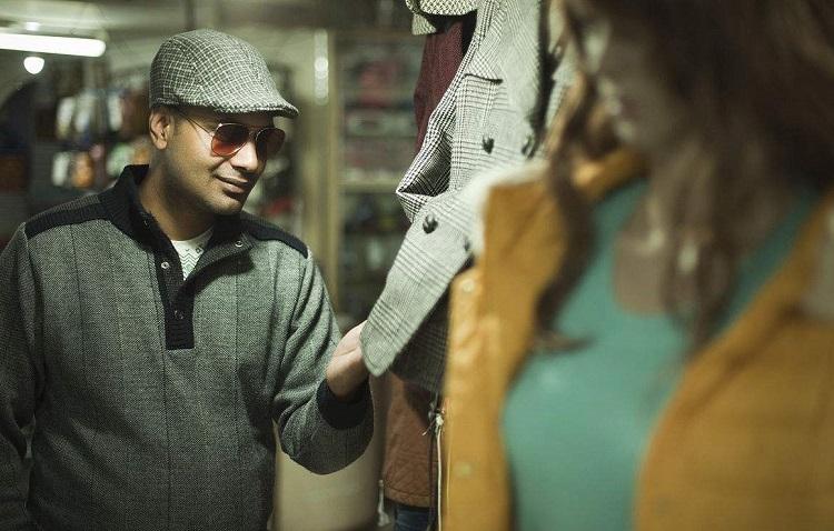 商场衣服和专卖店衣服的区别,线上衣服和线下衣服的区别