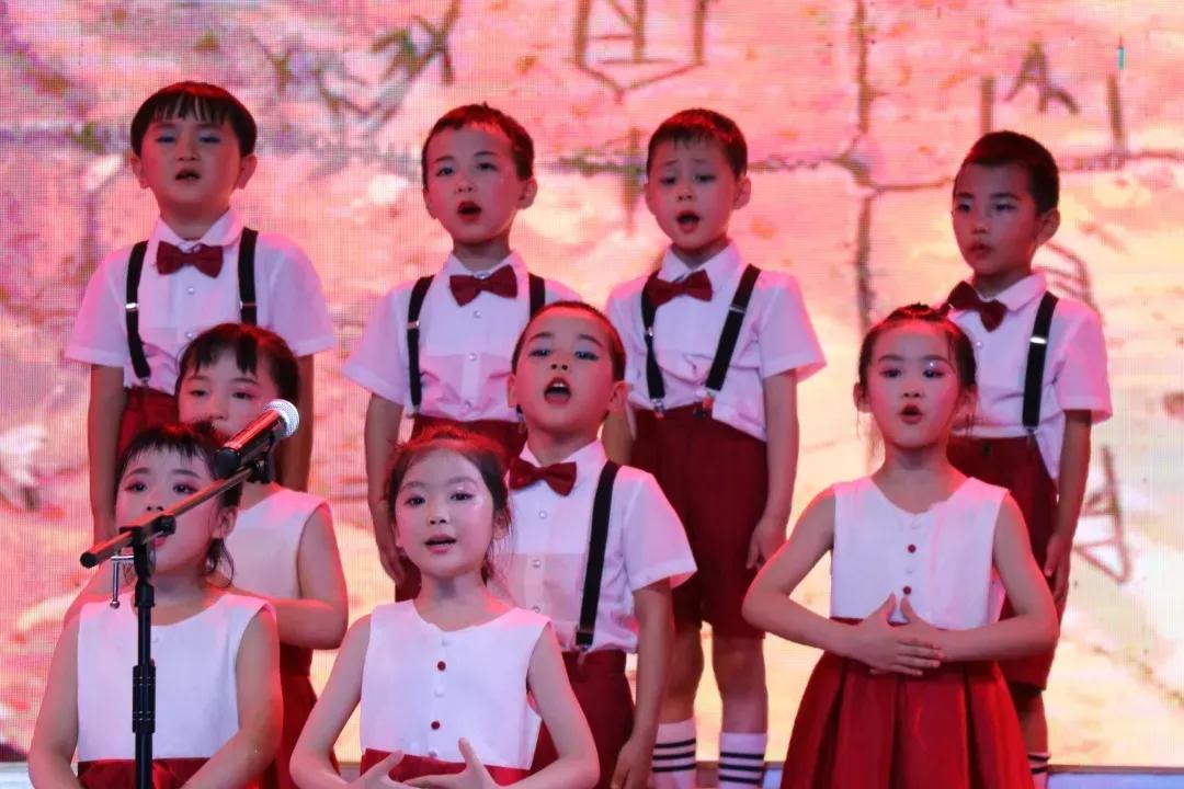 剑阁县鼓楼幼儿园庆祝中国*产党共**成立100周年暨毕业典礼文艺汇演