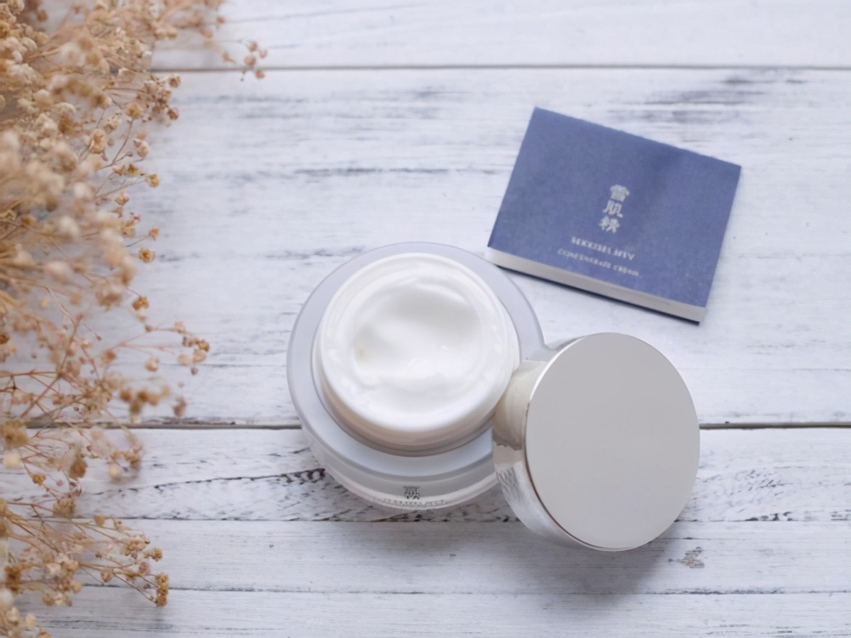 女性雪肌精适合什么年龄,雪肌精什么肤质用