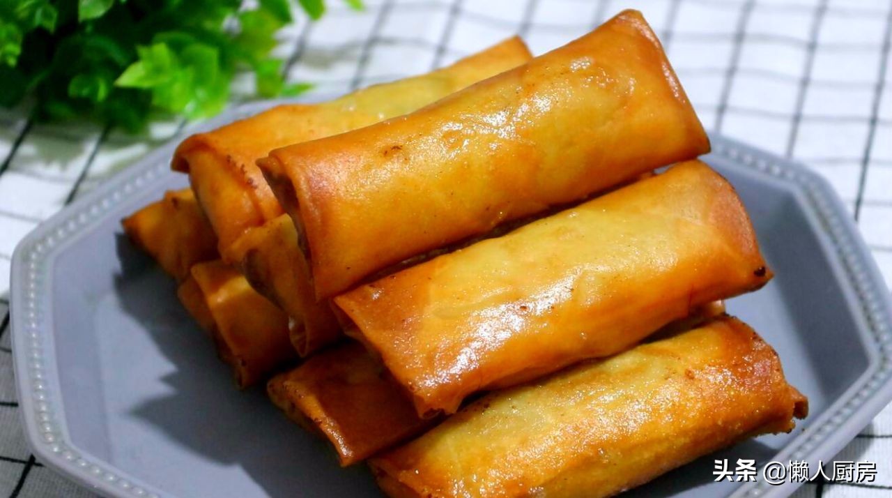 春卷这样做外脆里嫩咬一口满嘴香,春天春卷