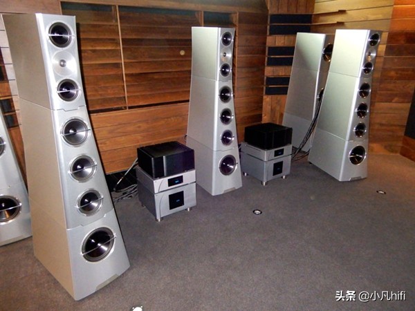 一切都是“最好的”：山谷里的AV乐园