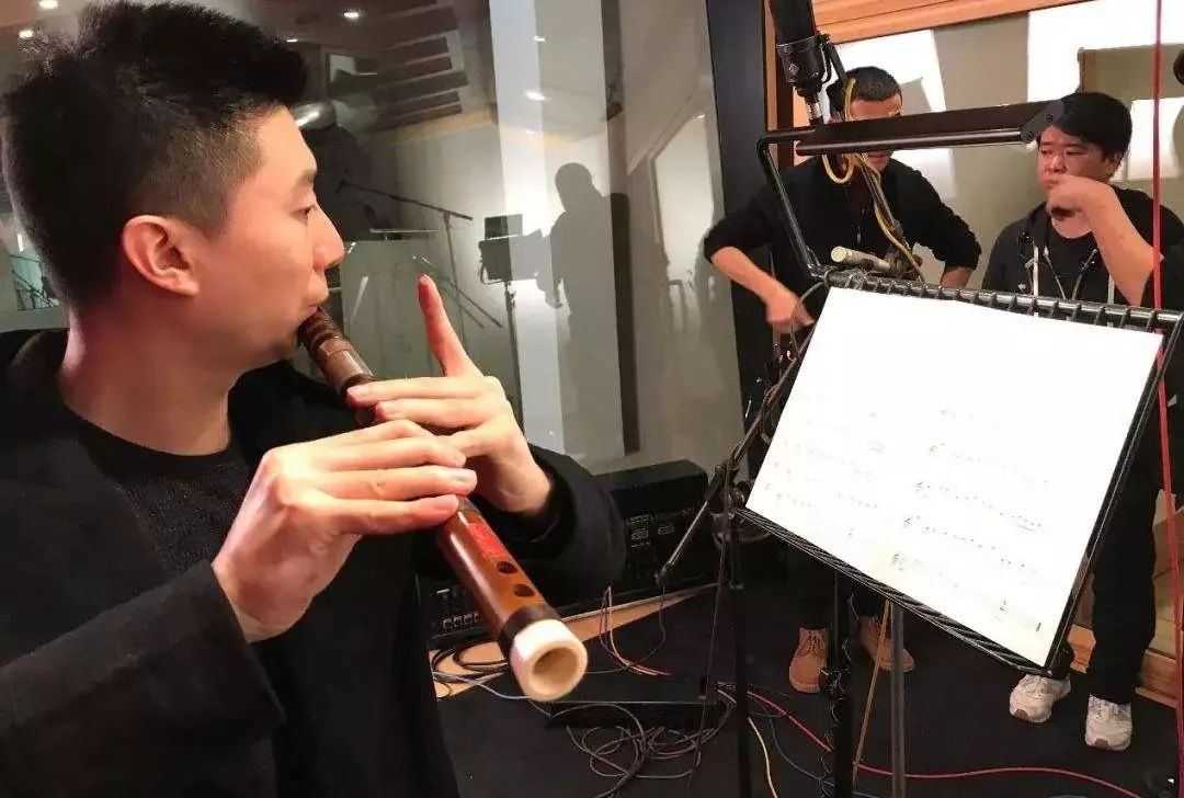 吹竹笛的正确方法,什么调的竹笛初学者最易吹