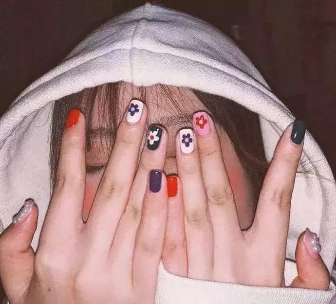 泫雅同款美甲教程,心血来潮做的指甲