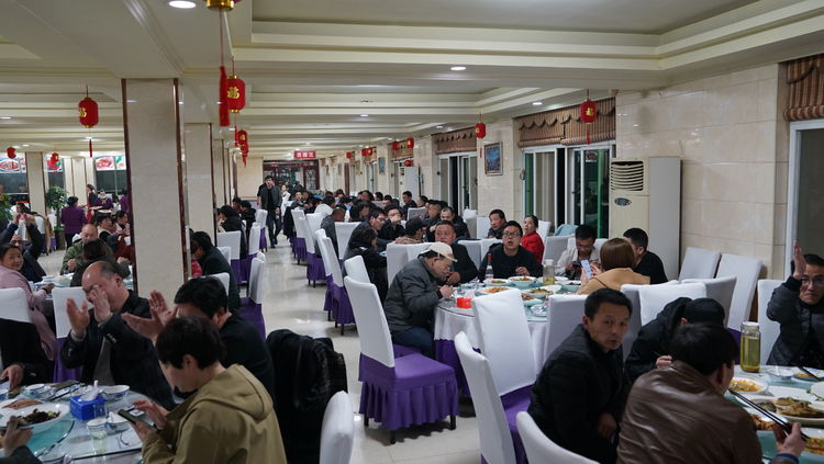 雷帝国际彩砂施工视频,雷帝国际瓷砖辅料