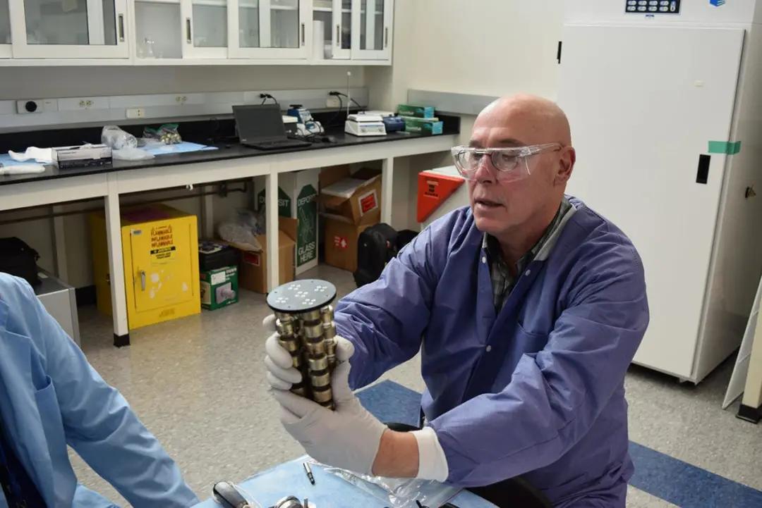 神舟十五成功对接空间站过程,神舟12号与中国空间站交会对接