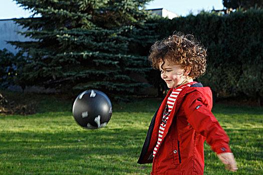 儿童公交车上被人暴摔,男童公交车上被乘客暴摔