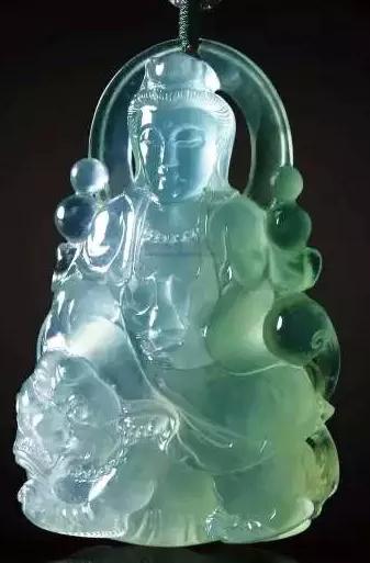 翡翠宝石怎样来鉴定,鉴定翡翠真假的方法