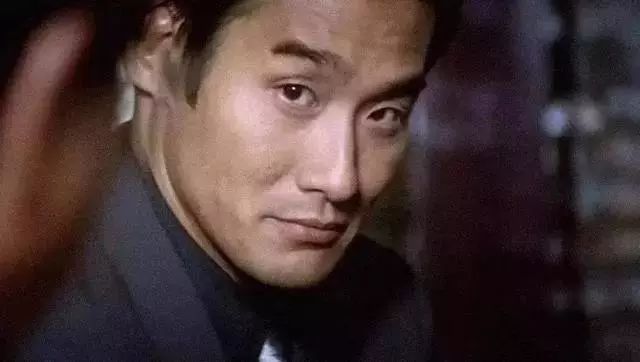 18*片禁**，讽刺权色交易，每一帧都是高潮