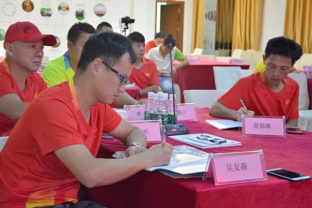 派迪茵体育直播,派迪茵体育训练套装