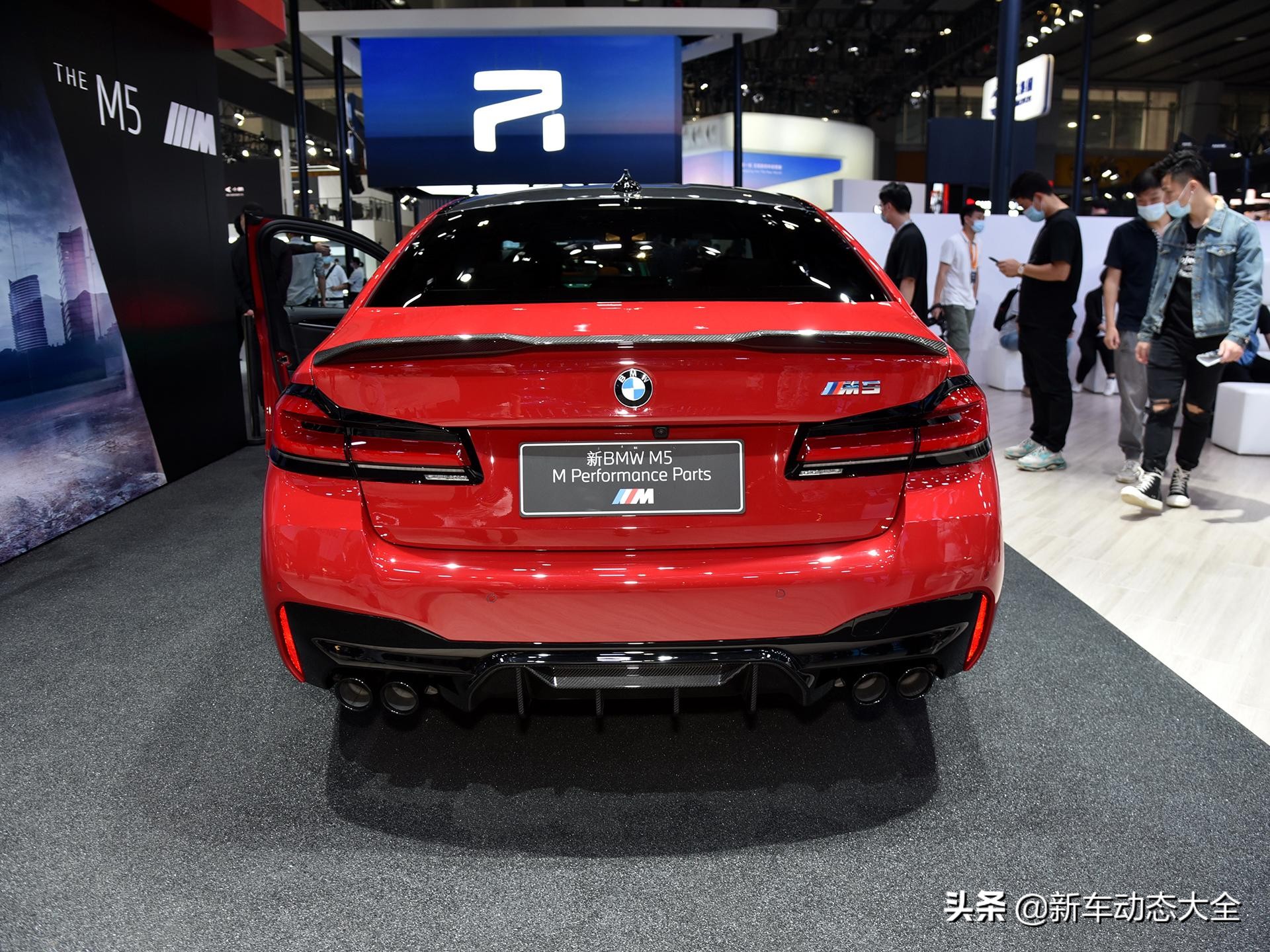 带宝华韦健的宝马5系,带宝华韦健音响的车