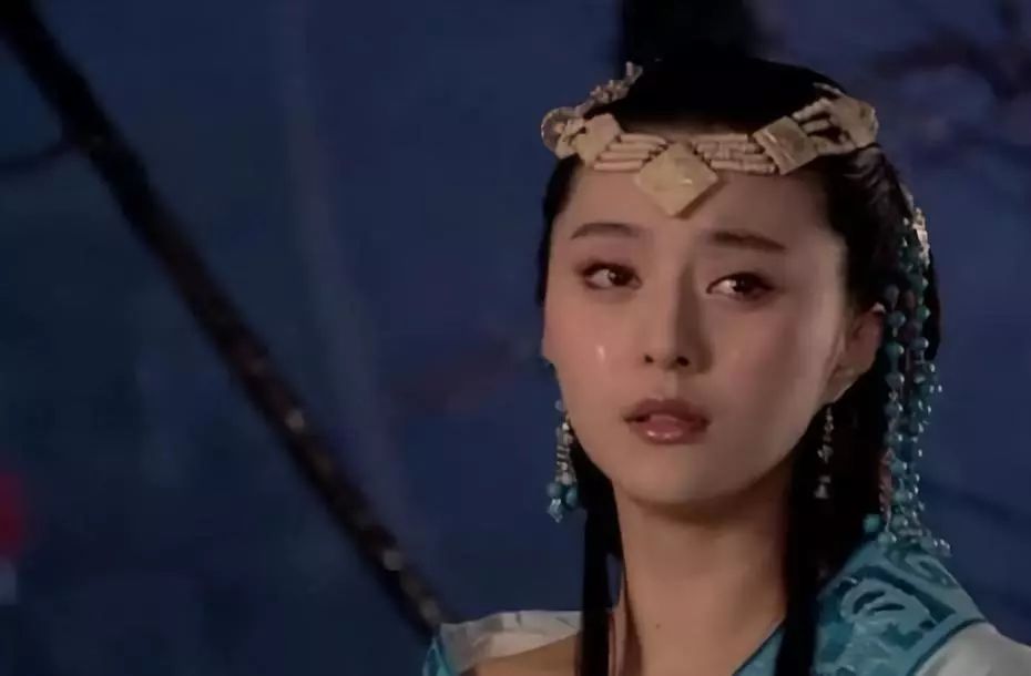 傅艺伟和温碧霞谁演妲己最好,温碧霞和王丽坤的妲己对比