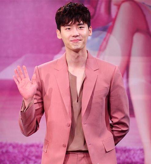 张艺兴蔡徐坤撩人瞬间,蔡徐坤张艺兴撩人