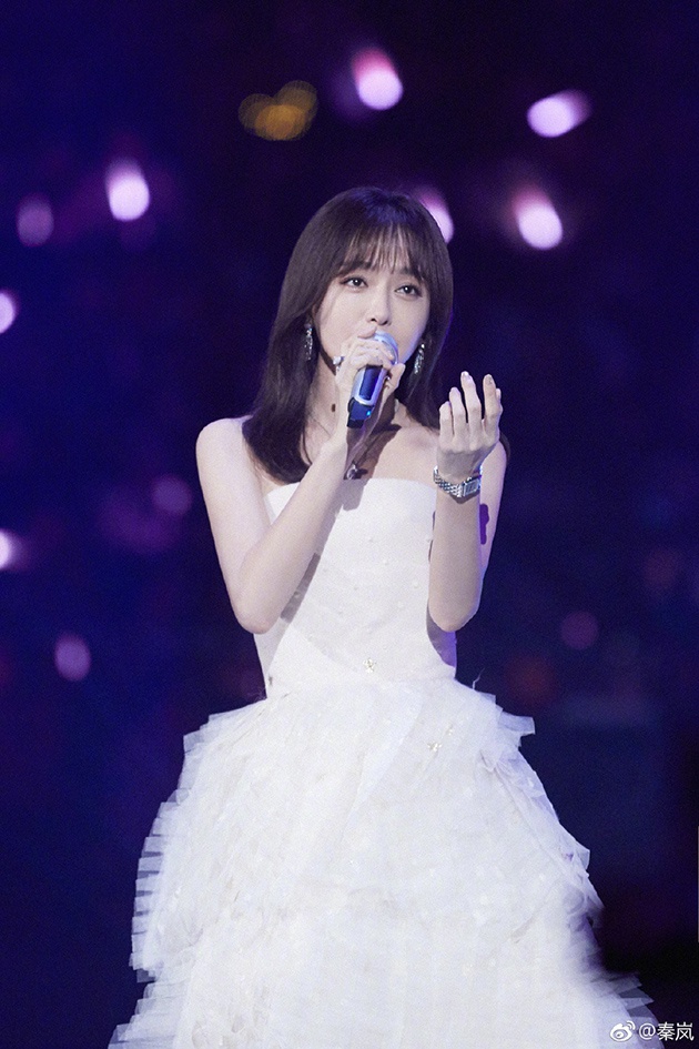 从白月光到朱砂石,从白月光到朱砂痣钢琴