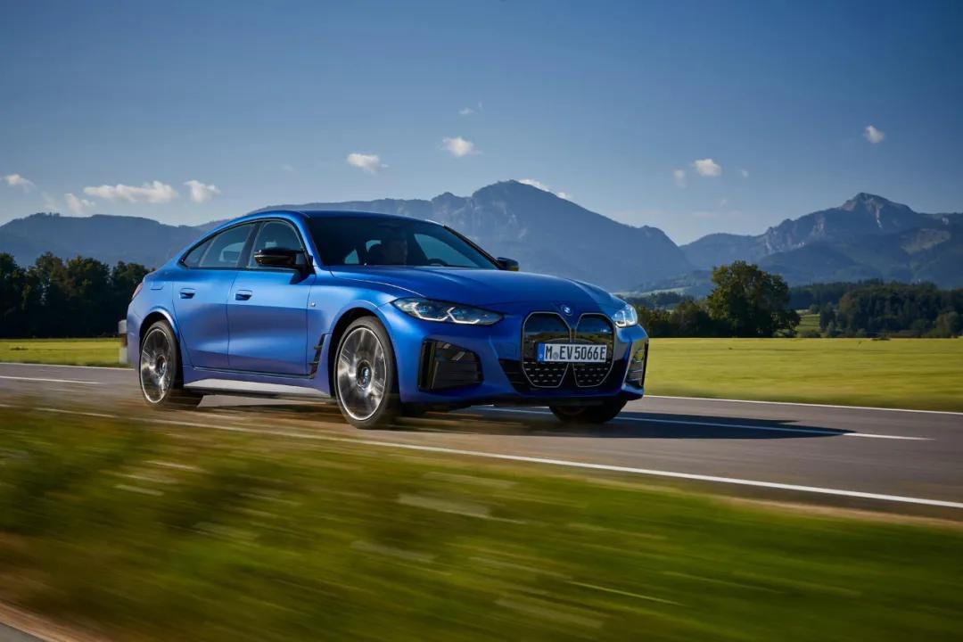 全球首款宝马汽车,宝马纯电动i4试驾视频