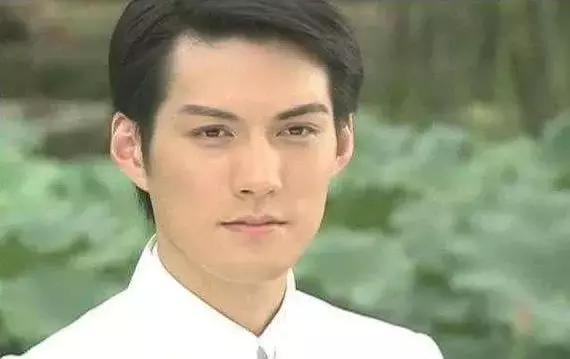 名字好听但写出来丑有必要改吗,名字真的可以影响长相