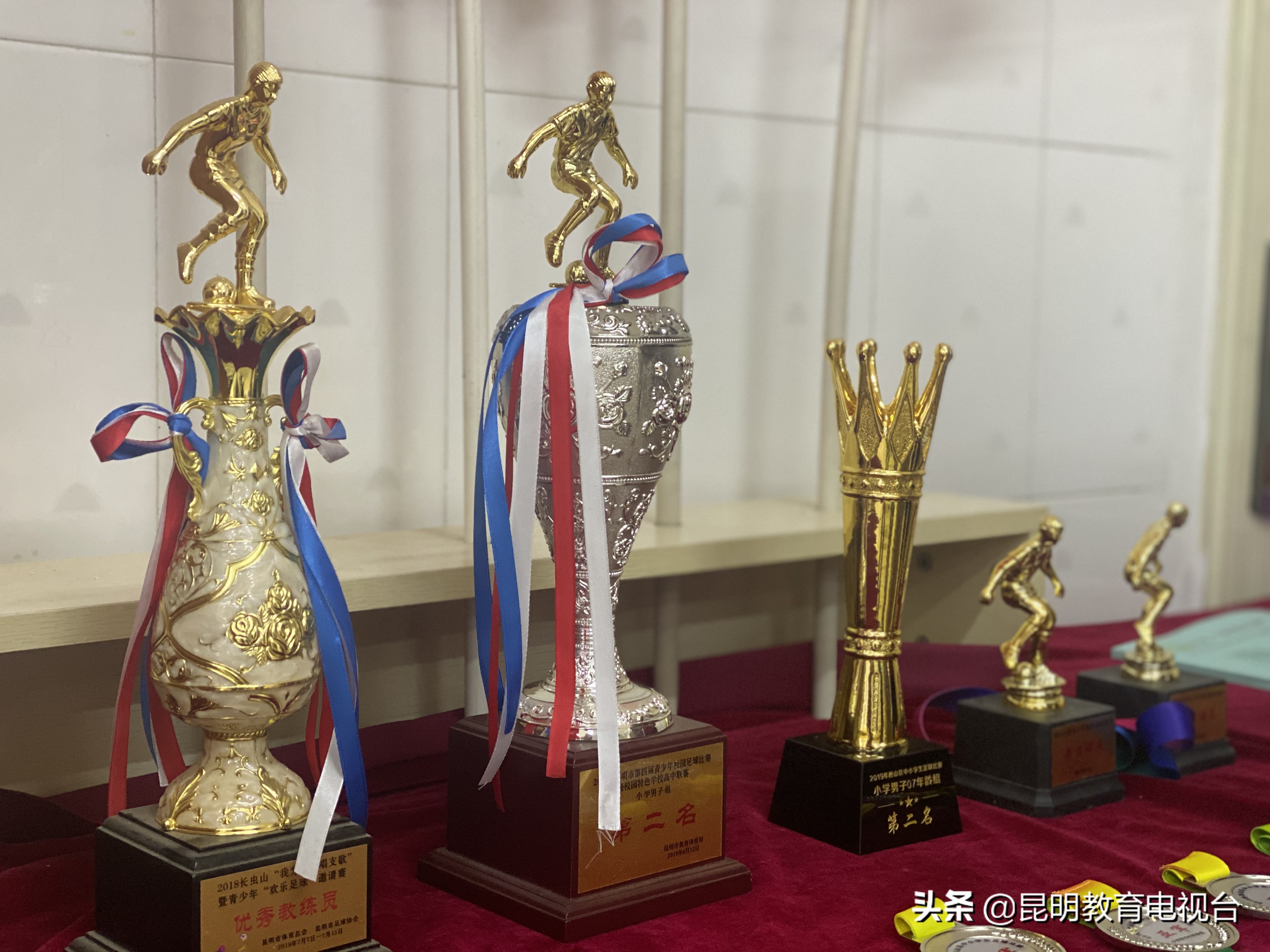 赞！西山区阳光小学打造足球特色校园