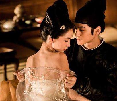 苏东坡写女人的词,苏东坡写女人美的词