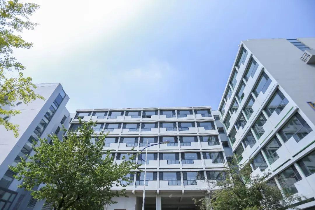 辽宁省高校(三十二)大连外国语大学