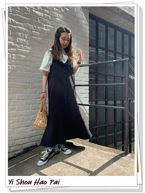 搭配休闲裙小黑鞋女款,连衣小黑裙搭配的小白鞋