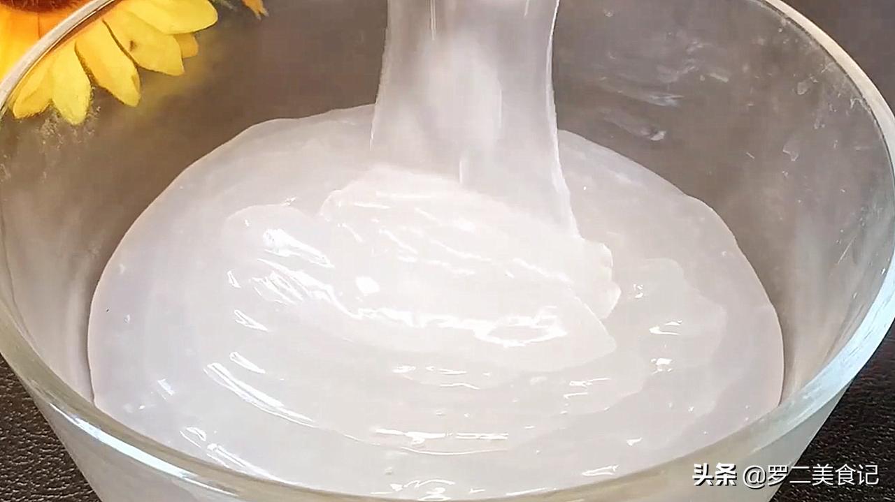 凉粉加什么筋道,凉粉用什么淀粉做比较q弹