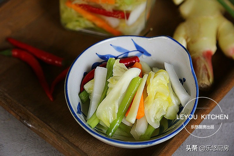 吃不完大白菜怎么做酸菜,家常窝白菜的做法