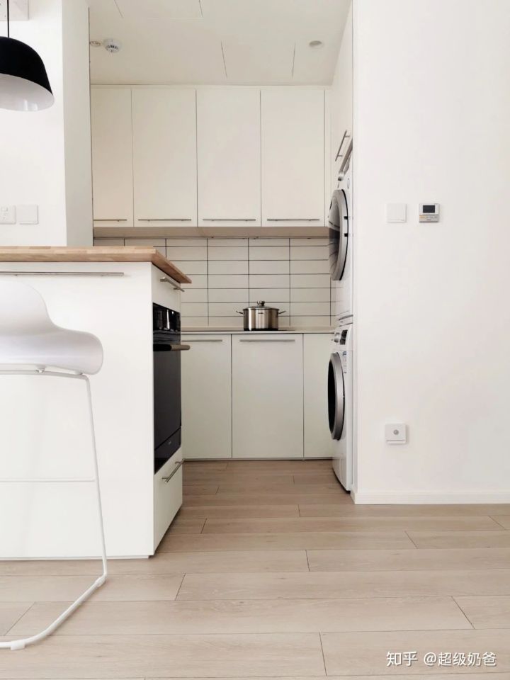 她买下40㎡自己住,功能一个不少,却能住出100㎡的宽敞