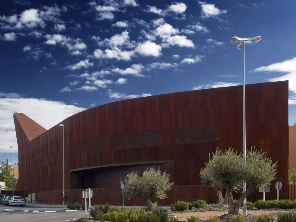 什么是耐候钢价格多少,什么是耐候钢