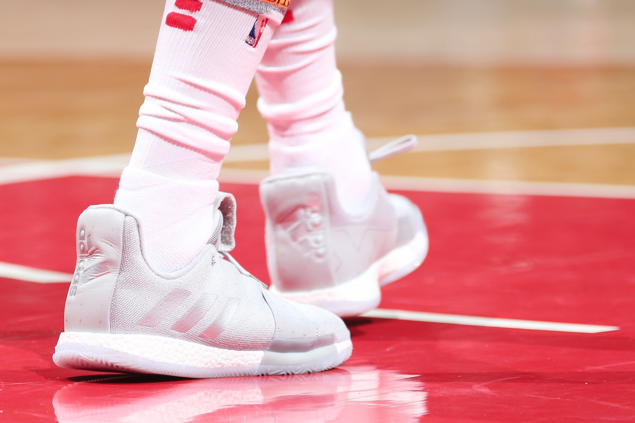 好看又好穿的潮鞋来啦,nba最好看的篮球鞋